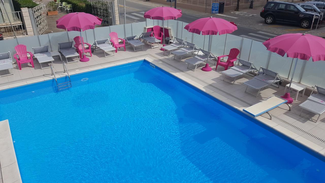 Mont Blanc Otel 3*
